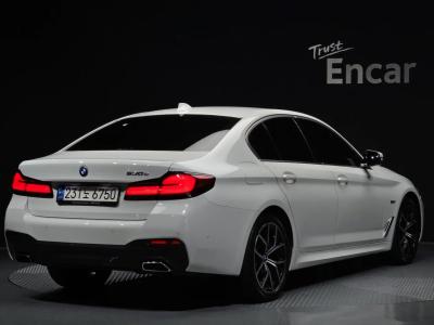 2022 BMW 5-Series
