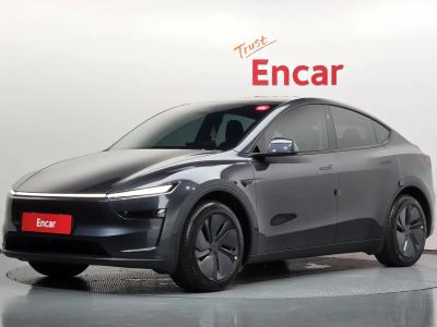 2025 Tesla Model Y