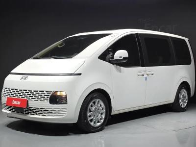 2022 Hyundai Staria