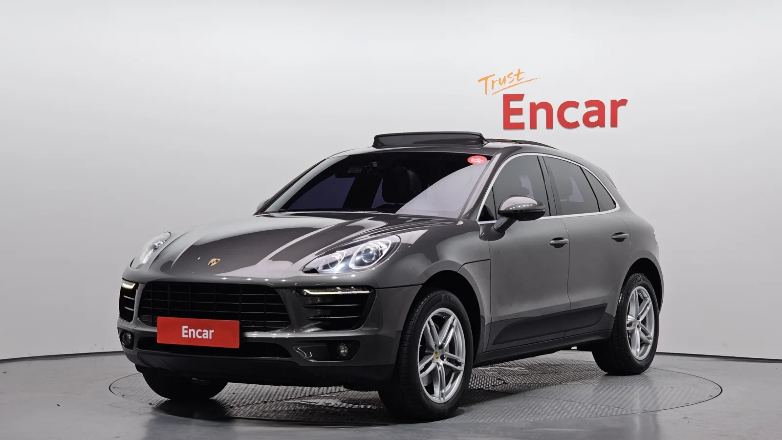 2015 Porsche Macan