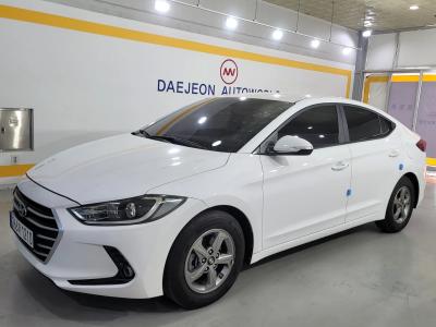 2017 Hyundai Elantra
