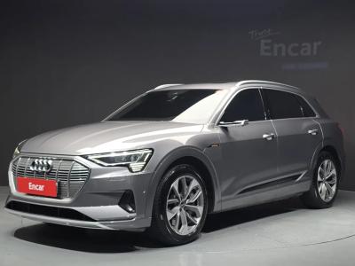 2022 Audi e-tron