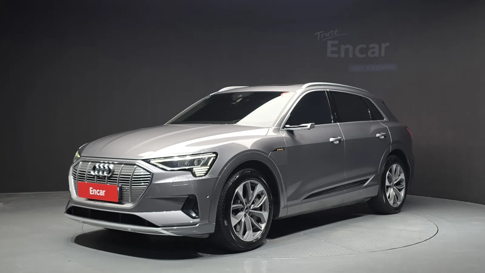 2022 Audi e-tron