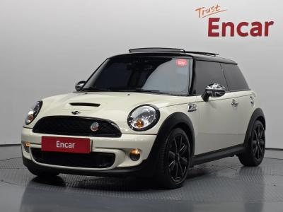 2011 MINI Cooper