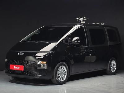 2022 Hyundai Staria