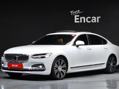 2023 Volvo S90