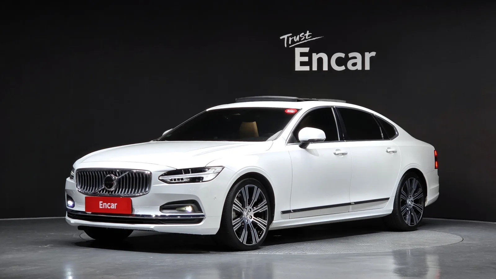 2023 Volvo S90