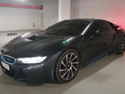 2016 BMW i8