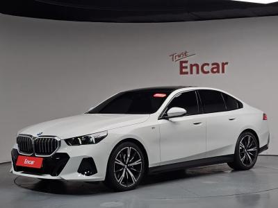 2025 BMW 5-Series