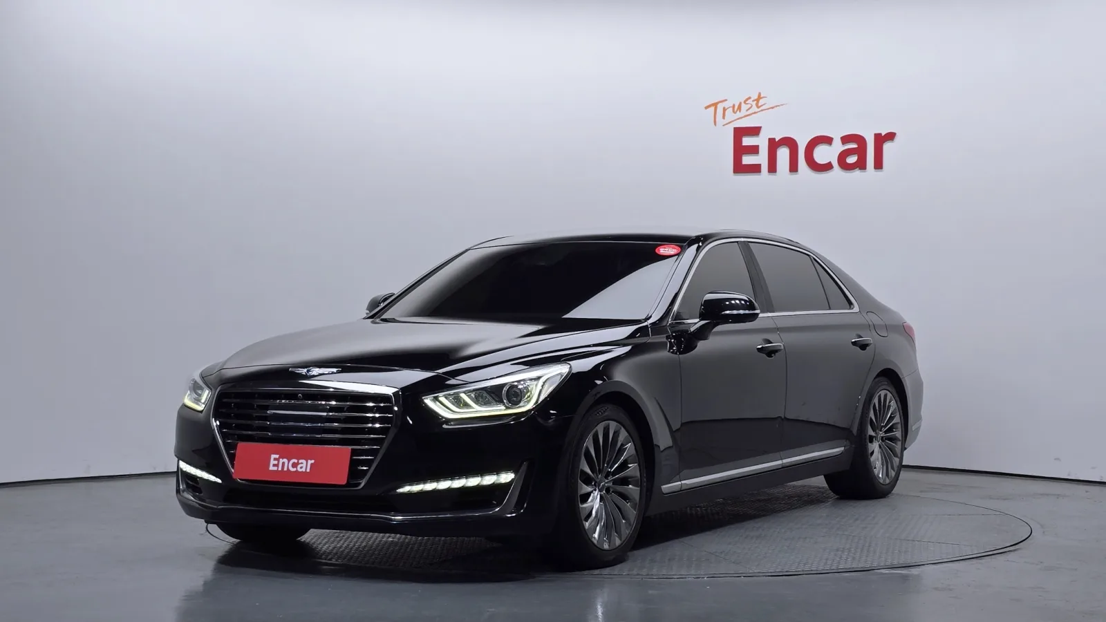 2016 Genesis EQ900