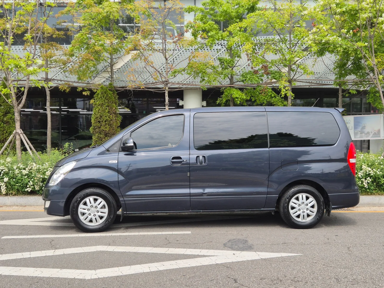 2017 Hyundai Starex