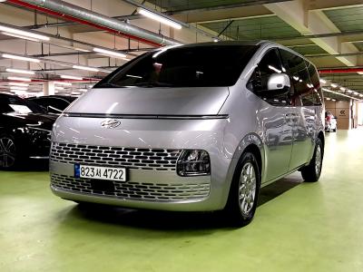 2022 Hyundai Staria
