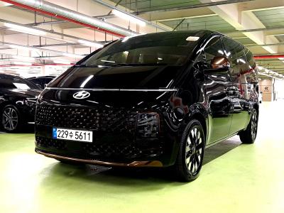2025 Hyundai Staria