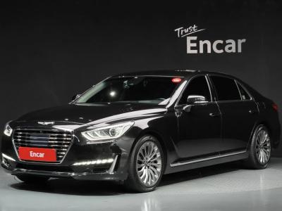 2018 Genesis EQ900
