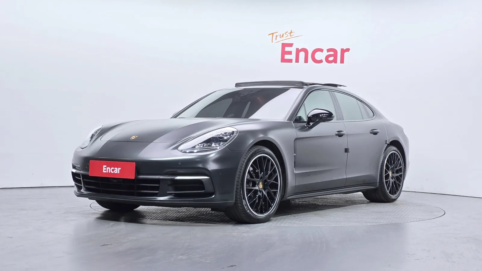 2018 Porsche Panamera
