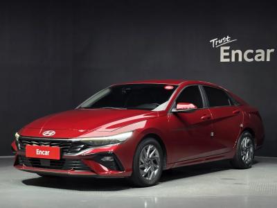 Hyundai Elantra 2024