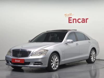 2011 Mercedes-Benz S-Class
