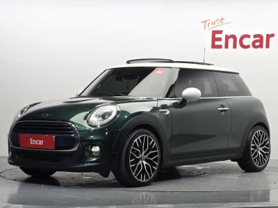 2016 MINI Cooper