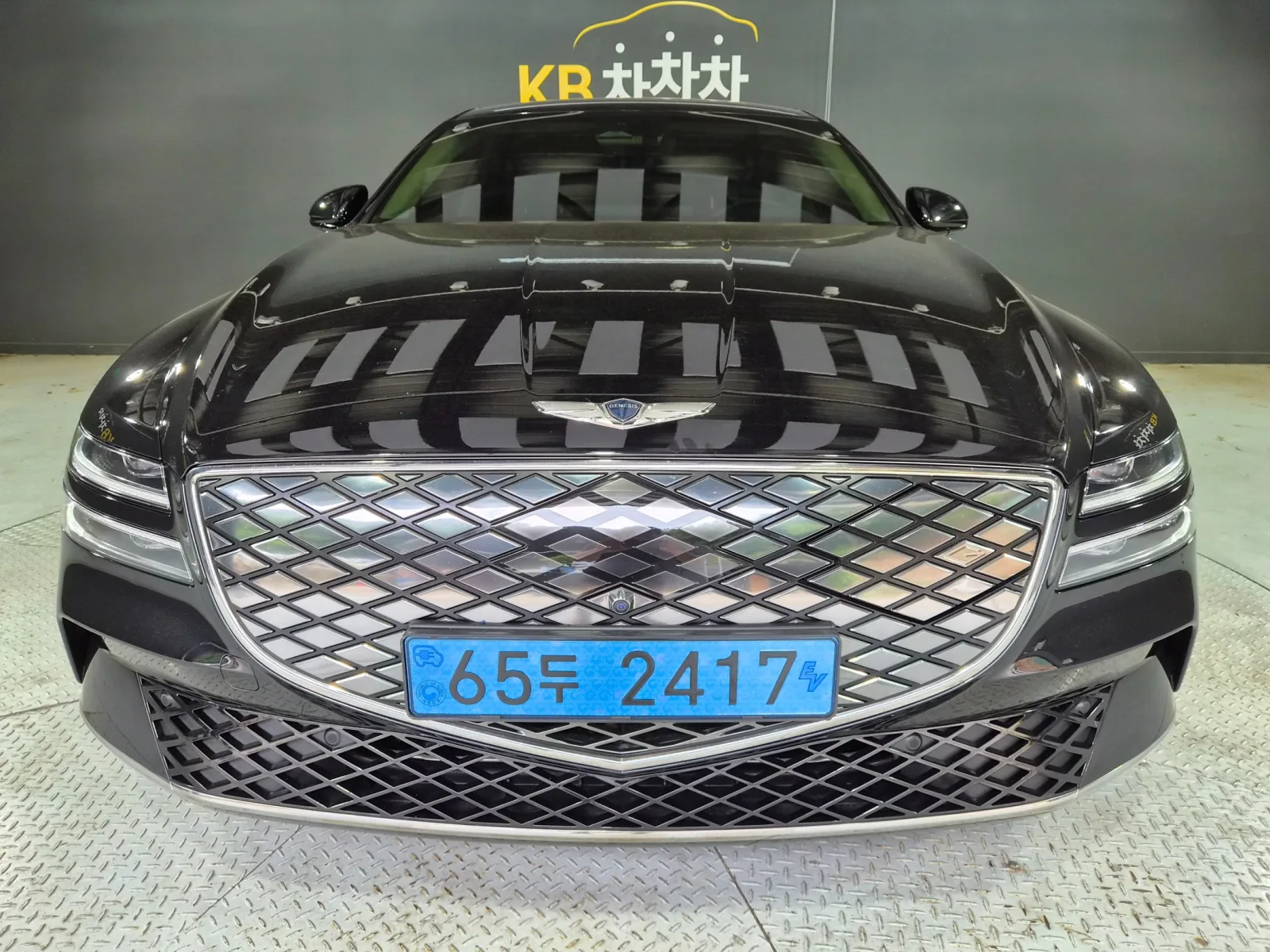 2023 Genesis G80