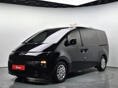 2023 Hyundai Staria