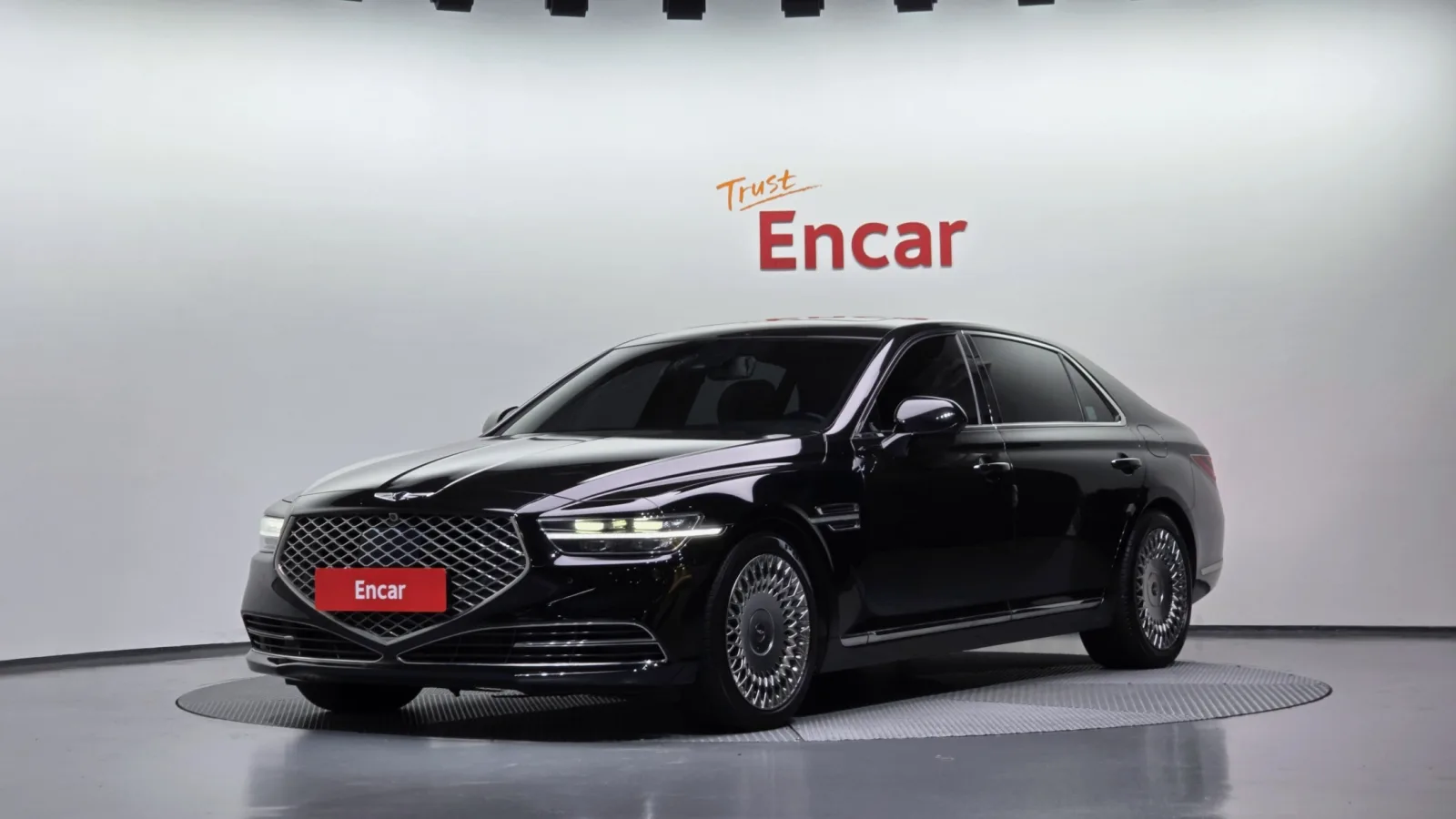 2019 Genesis G90