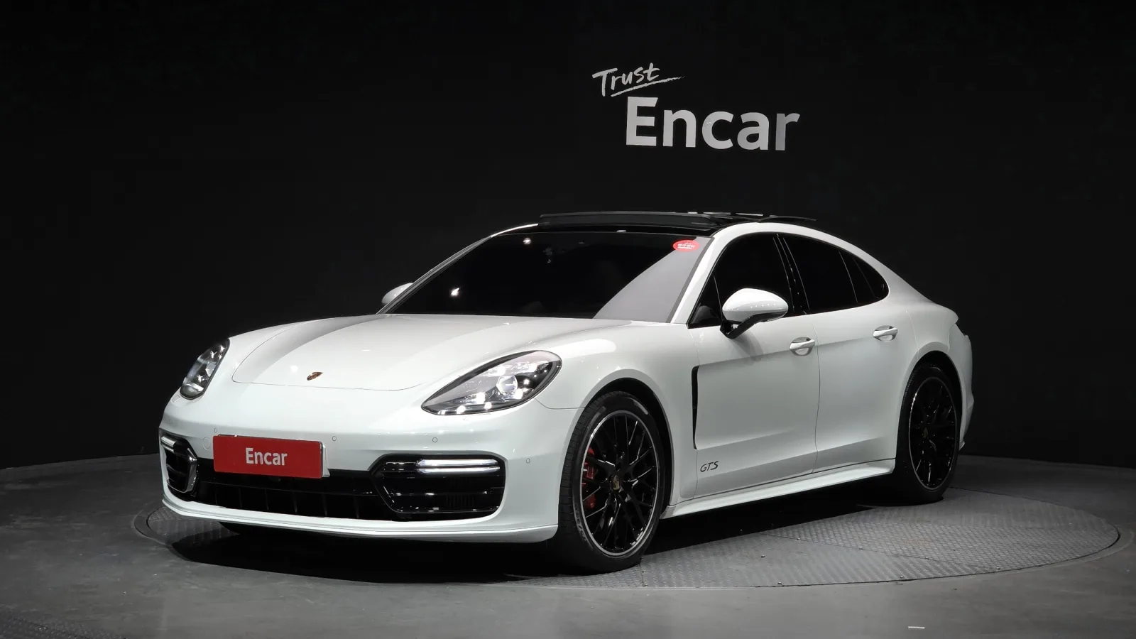 2020 Porsche Panamera