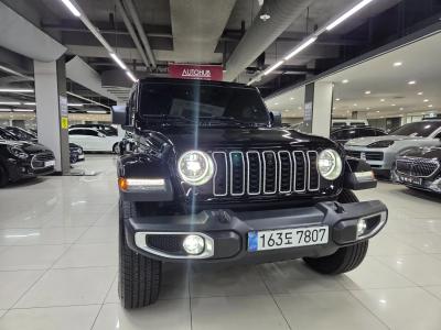 2025 Jeep Wrangler