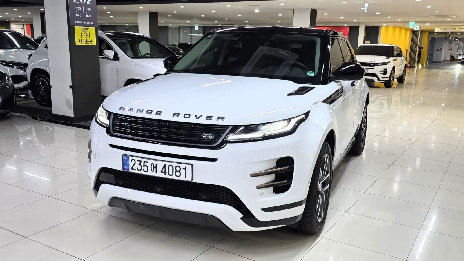 2025 Land Rover Range Rover Evoque