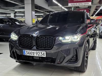 2025 BMW X4