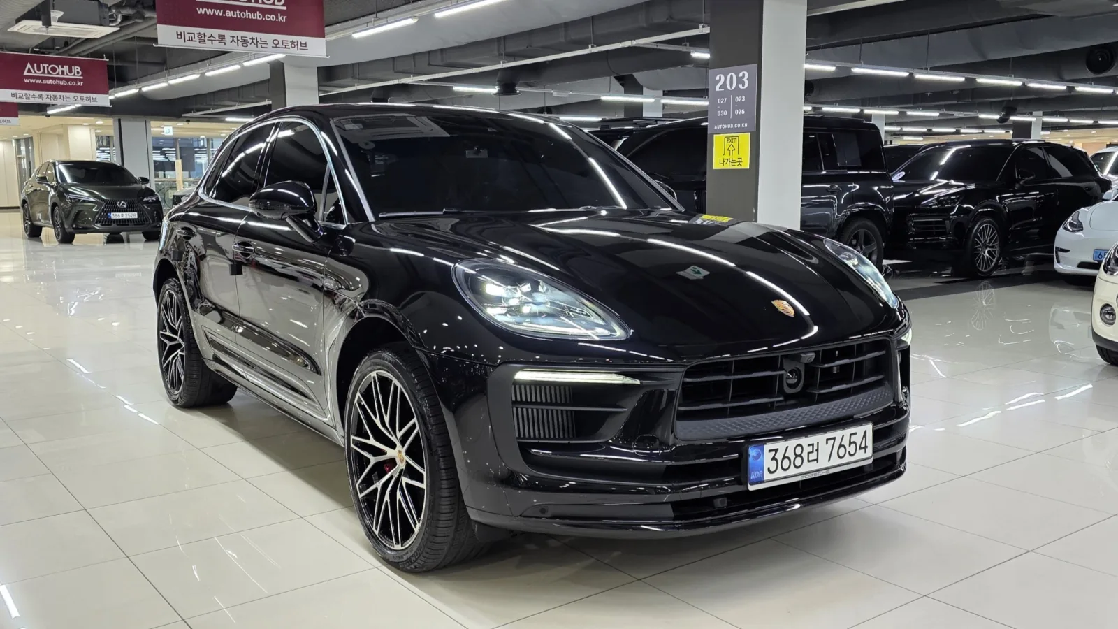 2022 Porsche Macan