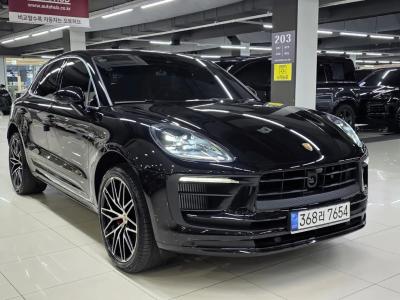 2022 Porsche Macan
