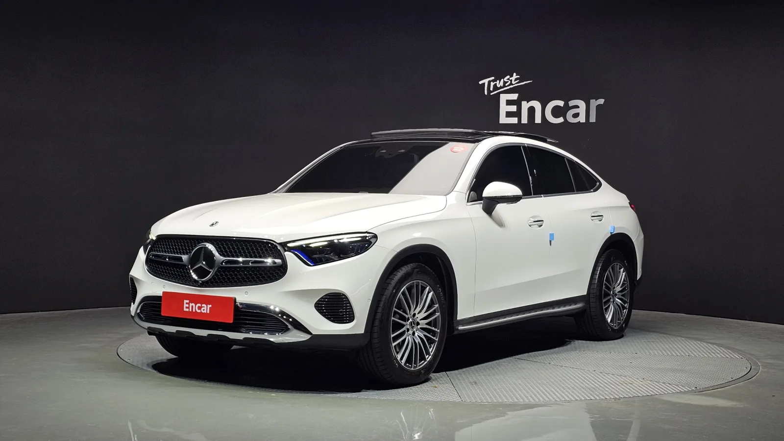 2025 Mercedes-Benz GLC-Class