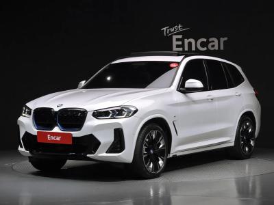 2023 BMW iX3