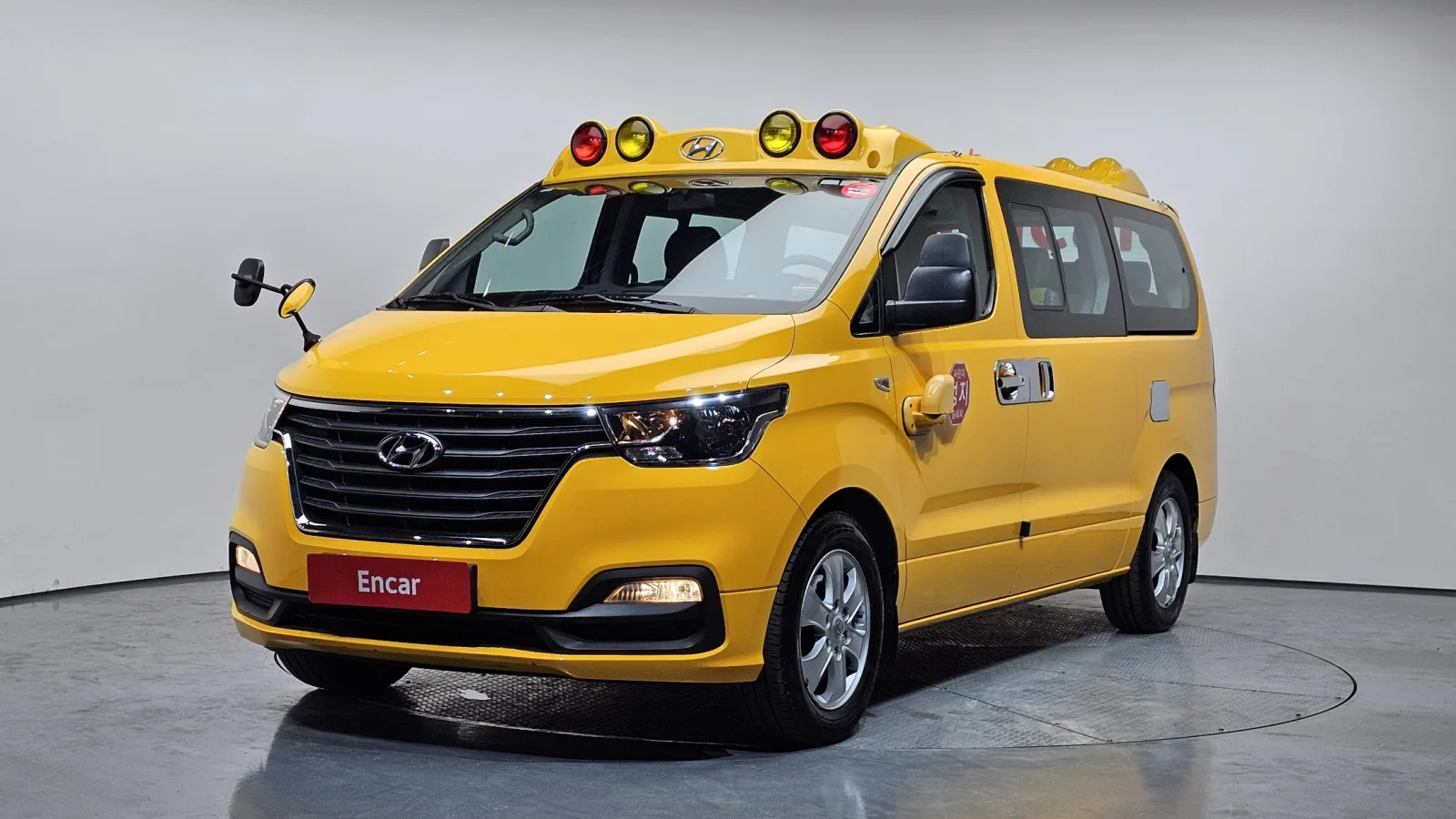 2019 Hyundai Starex