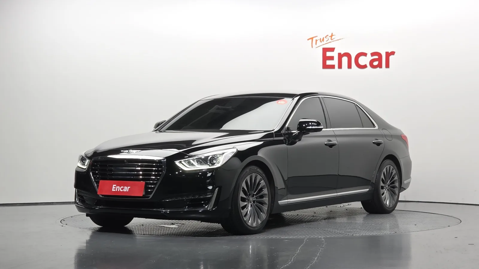 2016 Genesis EQ900