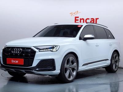 2023 Audi SQ7