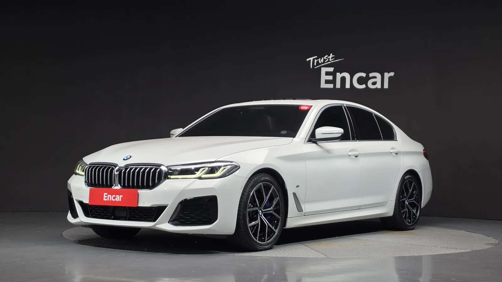 2022 BMW 5-Series