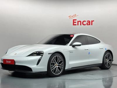 2023 Porsche Taycan