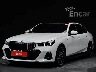2025 BMW 5-Series