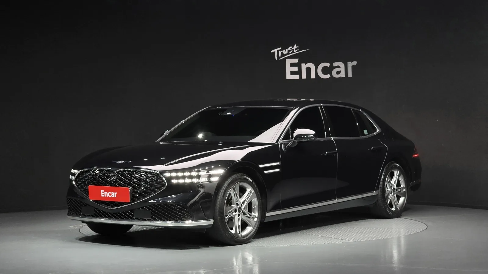 2023 Genesis G90