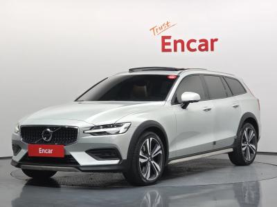 2021 Volvo V60