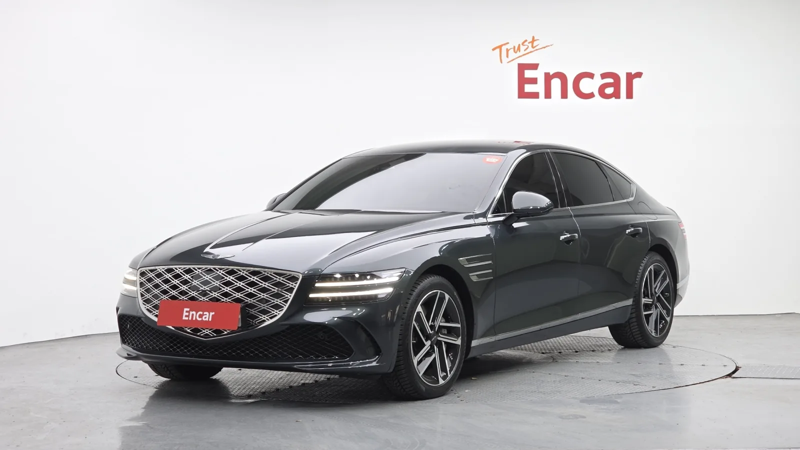2025 Genesis G80