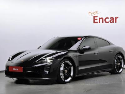 2023 Porsche Taycan