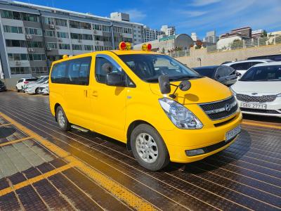 2016 Hyundai Starex