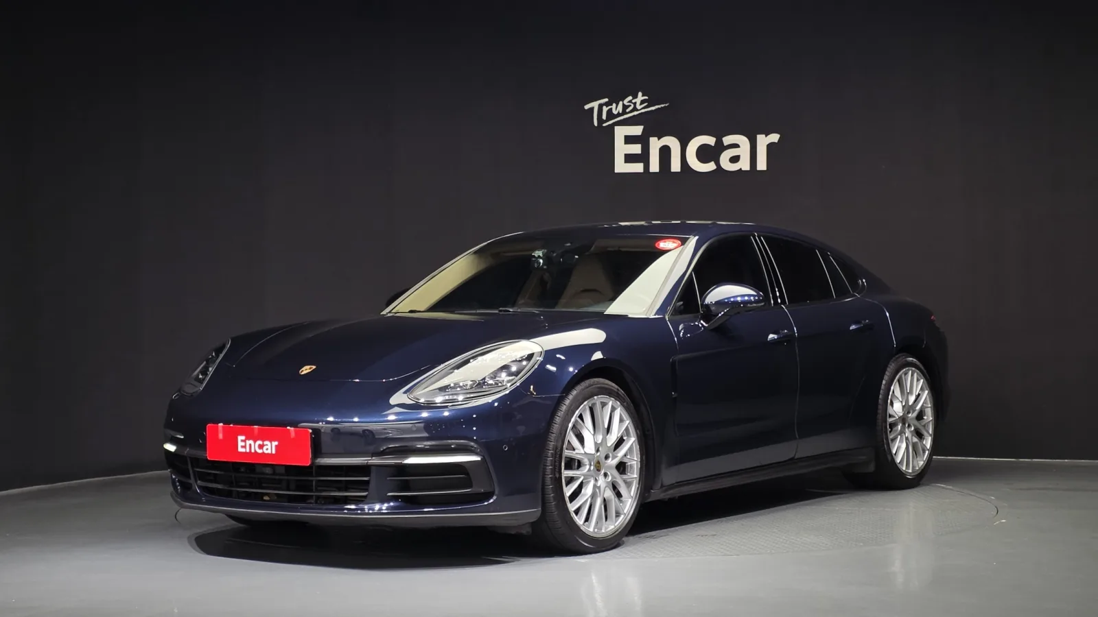2018 Porsche Panamera