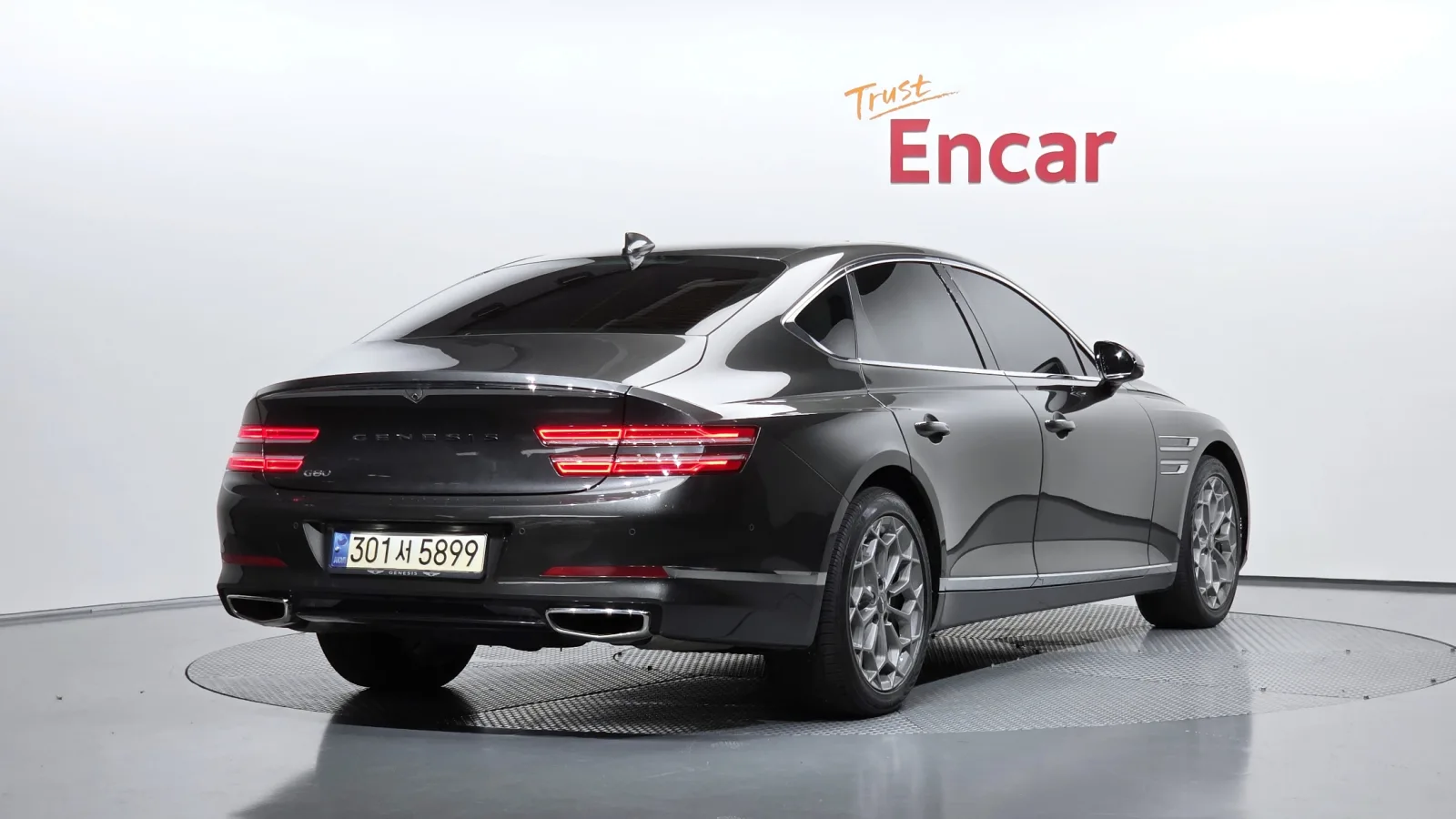 2023 Genesis G80