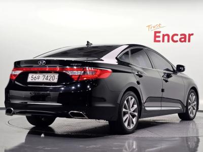 2015 Hyundai Grandeur