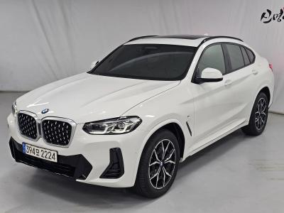 2022 BMW X4