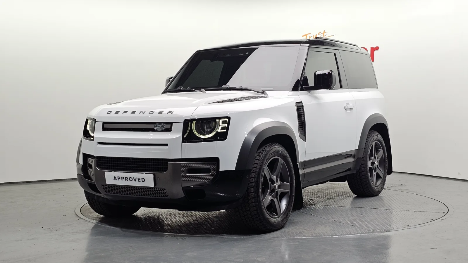 2025 Land Rover Defender
