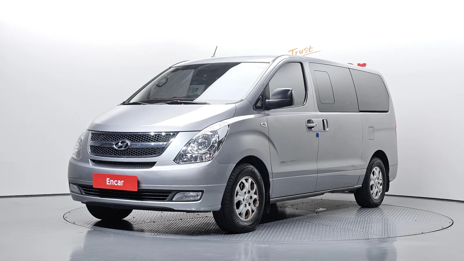 2013 Hyundai Starex